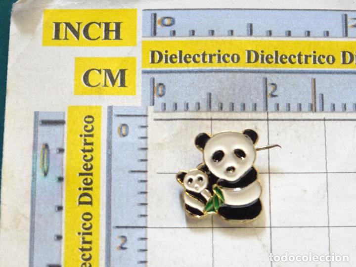 Sammlung von Pins: CHAPA BROCHE INSIGNIA DE TURISMO. EXPO 92 1992 SEVILLA PABELL&Oacute;N DE CHINA ?. OSOS PANDA