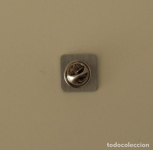 Pins de colecci&oacute;n: PIN DE LAS CORTES DE CASTILLA Y LEON - Foto 2