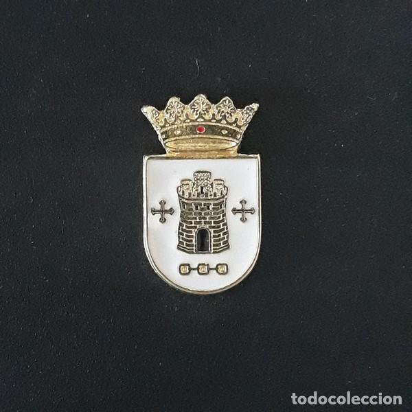 Pins de colecci&oacute;n: PIN ESCUDO MONTROY (VALENCIA)