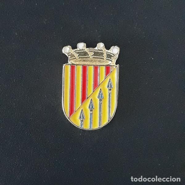 Collection pins: PIN ESCUDO N&Aacute;QUERA (VALENCIA)