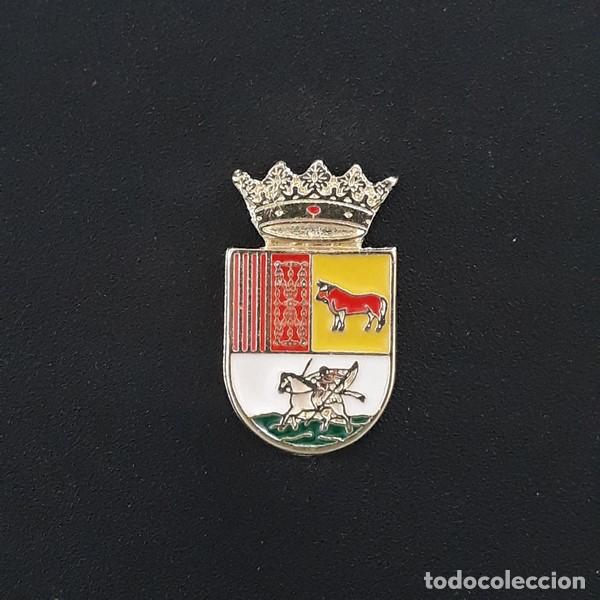 Pins e Spille di collezione: Pin escudo Almoines ( VALENCIA )
