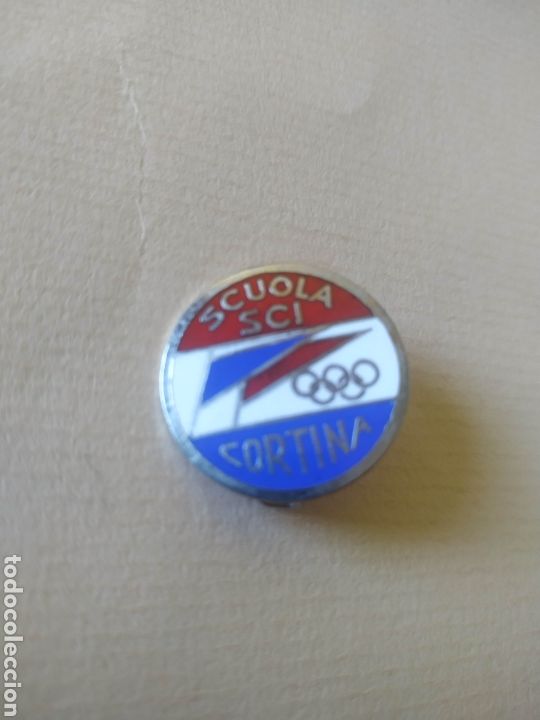 Pins de colecci&oacute;n: Pun tipo insignia Scuola Sci esqui Cortina Italia