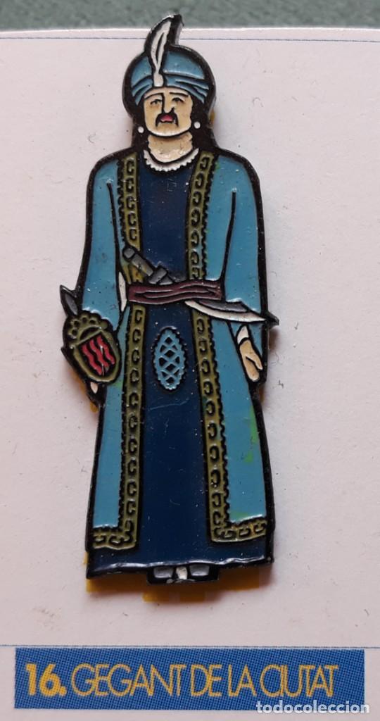 Sammlung von Pins: PIN - gegant de la ciutat / gigante - N&ordm; 16 - SEGUICI POPULAR SANTA TECLA - TARRAGONA