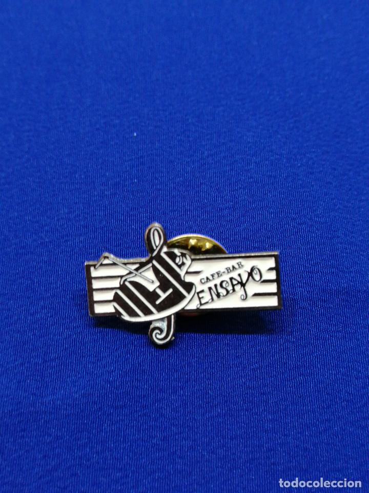 Pins de colecci&oacute;n: CAFE BAR ENSAYO - PIN
