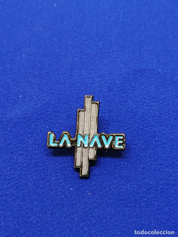 Sammlung von Pins: LA NAVE