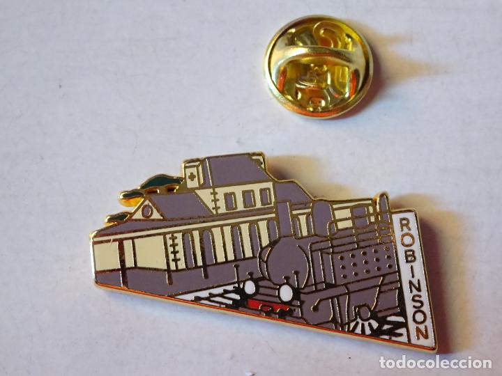 Pins de colecci&oacute;n: PIN DE TRENES FERROCARRILES. FRANCIA. TREN EN ESTACI&Oacute;N FFCC ROBINSON