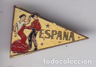 Pin's de collection: ANTIGUO PIN DE AGUJA DE UN BANDERIN DE ESPA&Ntilde;A (BAILE FLAMENCO)