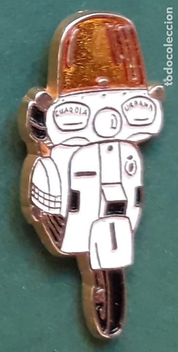 Pins de colecci&oacute;n: PIN - MOTO GUARDIA URBANA - MOTOCICLISMO - METAL ESMALTADO