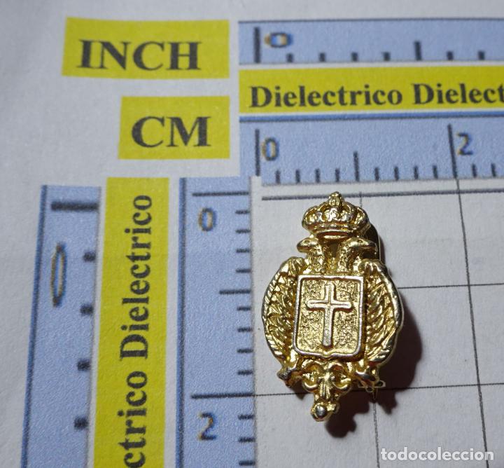 Pins de colecci&oacute;n: INSIGNIA BROCHE RELIGIOSO. ESCUDO HERMANDAD DE LA AMARGURA, M&Aacute;LAGA
