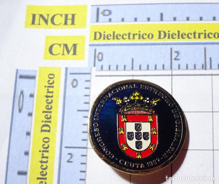Sammlung von Pins: INSIGNIA BROCHE DEL CONGRESO INTERNACIONAL ESTRECHO DE GIBRALTAR CEUTA 1985
