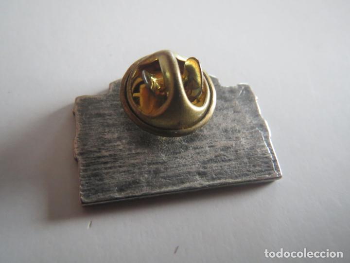 Pins de colecci&oacute;n: PIN MONUMENTO ESPA&Ntilde;OL - Foto 4