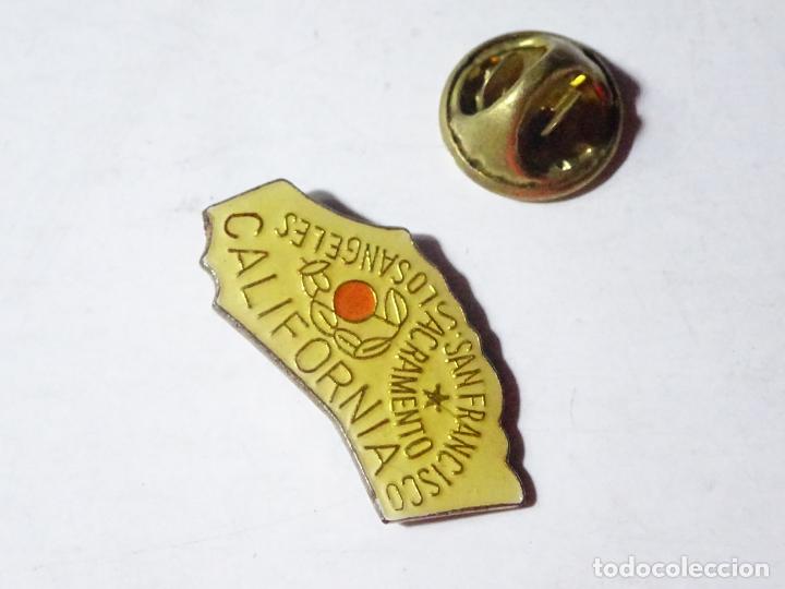 Pins de colecci&oacute;n: PIN DE TURISMO. MAPA DE CALIFORNIA, ESTADOS UNIDOS
