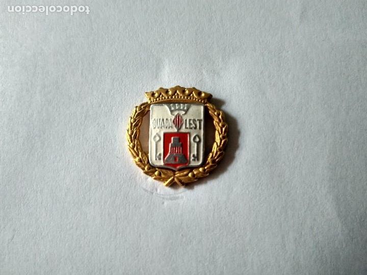 Pins de colecci&oacute;n: PIN ESCUDO HERALDICO DE GUADALEST- ALICANTE
