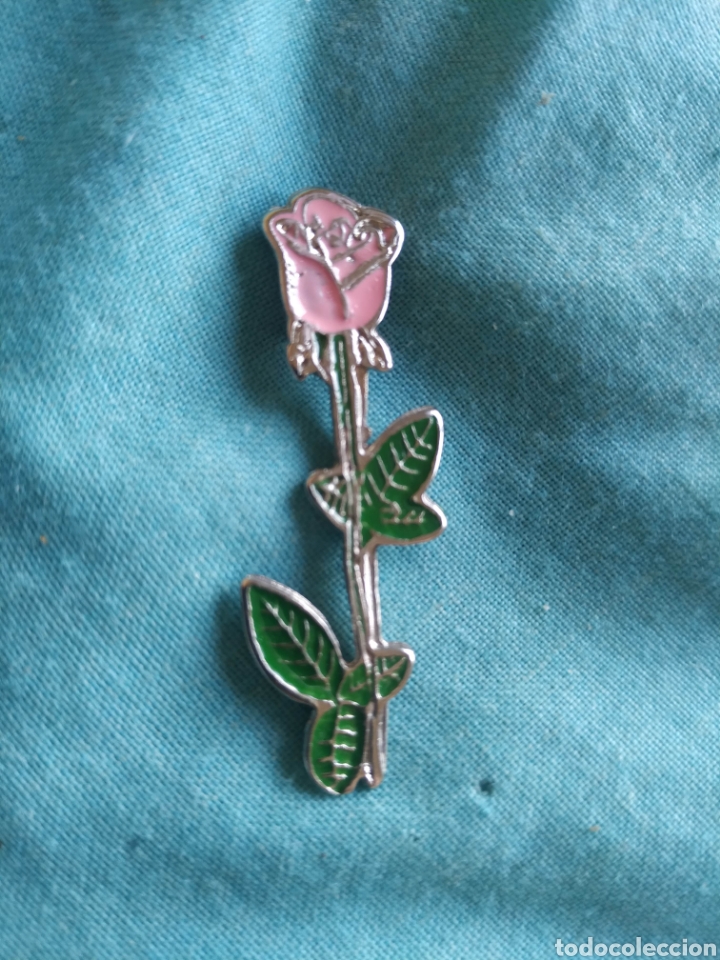 Pins de colecci&oacute;n: PIN rosa de Sant Jordi de color rosa