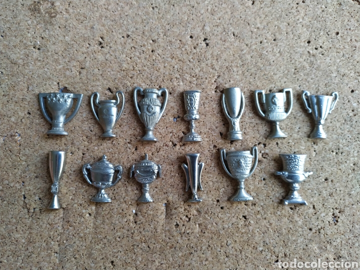 Pins de colecci&oacute;n: Lote pin 13 pins copas f&uacute;tbol soccer copa futbol&iacute;stica FC Barcelona Bar&ccedil;a