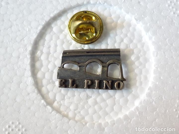 Collection pins: PIN DE TURISMO. EL PINO. PUENTE? ACUEDUCTO ?