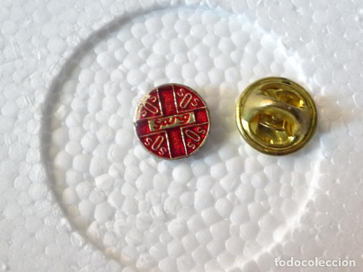 Pins de colecci&oacute;n: PIN. SOS SOS SOS SOS - Foto 1