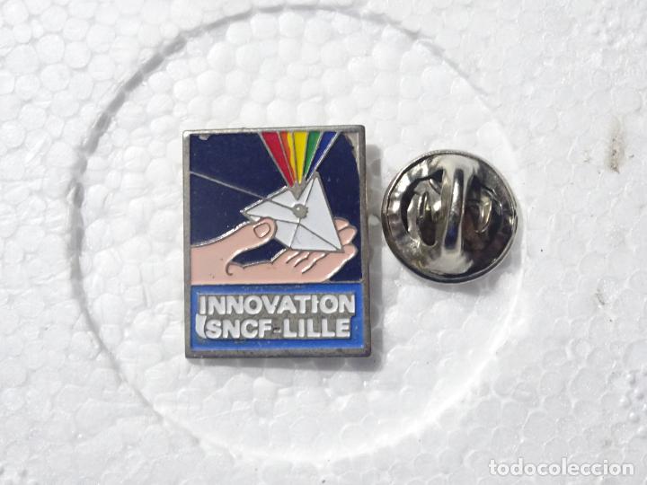 Pin's de collection: PIN DE TRENES FERROCARRILES. FRANCIA. INNOVACI&Oacute;N SNCF LILLE PRISMA