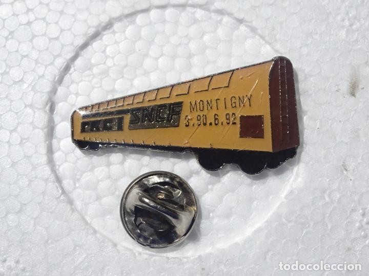 Pins de cole&ccedil;&atilde;o: PIN DE TRENES FERROCARRILES. FRANCIA. VAG&Oacute;N MONTIGNY SNCF