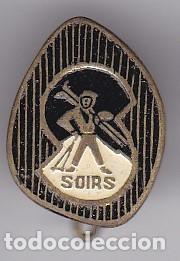 Pins de colecci&oacute;n: ANTIGUA INSIGNIA DE IMPERDIBLE DE SOIRS - ESQUI