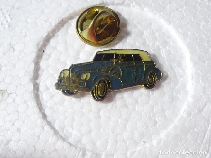 Pin's de collection: PIN DE COCHES MOTOS. COCHE CL&Aacute;SICO A&Ntilde;OS 30 50
