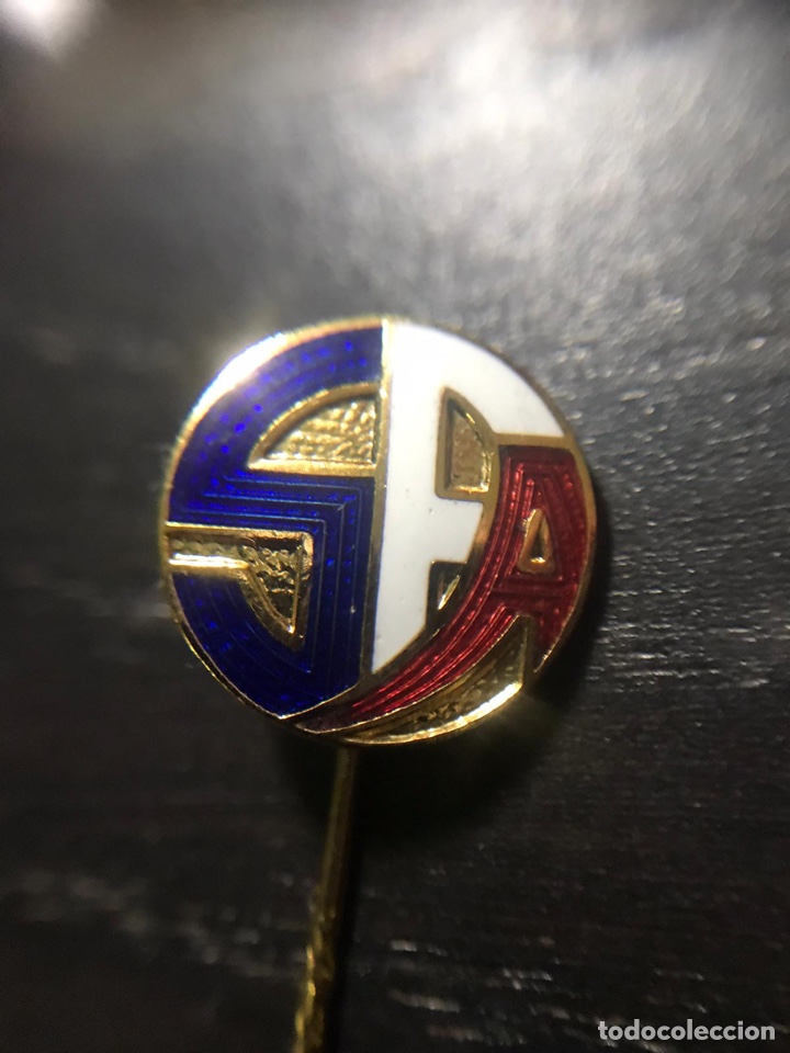 Pins de colecci&oacute;n: Antiguo pin insignia de solapa - Foto 1