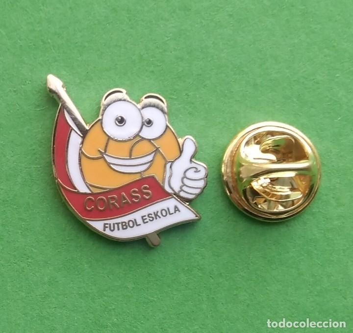 Pins de colecci&oacute;n: PIN FUTBOL - ESCUDO EQUIPO DE FUTBOL - ESMALTE - CORASS FUTBOL ESKOLA - FUTBOL BASE - GUIPUZKOA