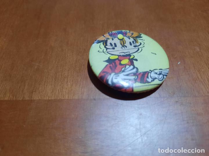 Pins de colecci&oacute;n: SPIROU. CHAPA. PIN. 0,31 MM. DI&Aacute;METRO. PARTE DE ATR&Aacute;S MET&Aacute;LICA. NO USADA. DIFICIL