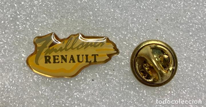 Pins de colecci&oacute;n: 302.PIN INSIGINIA 7 MILLONES RENAULT