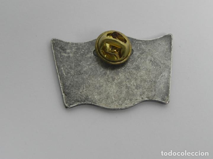 Pins de colecci&oacute;n: PIN LEVI STRAUSS & CO (LEVIS) - Foto 3