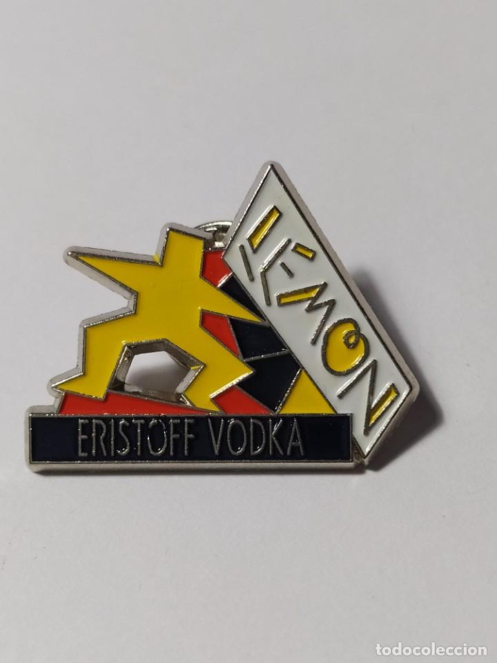 Pins de colecci&oacute;n: PIN DE VODKA ERISTOF