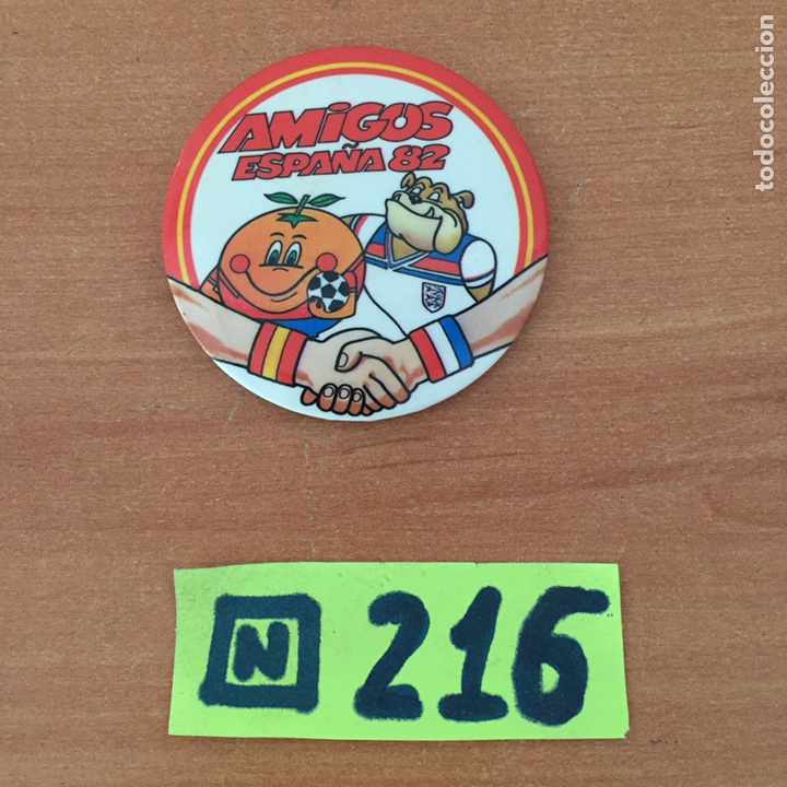 Pins de colecci&oacute;n: Amigos Espa&ntilde;a 82 chapa - Foto 1