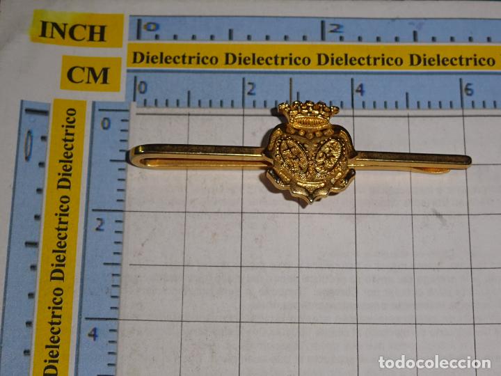 Pins de colecci&oacute;n: ALFILER DE CORBATA PILLACORBATAS. SEMANA SANTA M&Aacute;LAGA. HER&Aacute;LDICA HERMANDAD JES&Uacute;S NAZARENO DEL PERD&Oacute;N