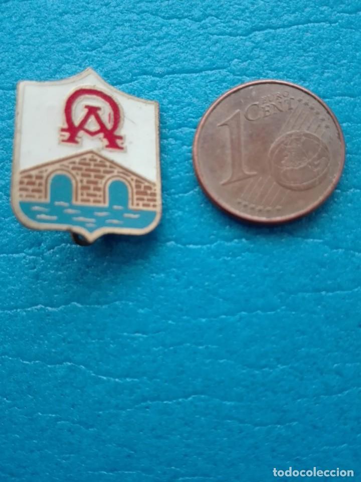 Pins de colecci&oacute;n: ANTIGUA INSIGNIA/PIN - IMPERDIBLE - ESCUDO + PUENTE + LETRA A - A IDENTIFICAR