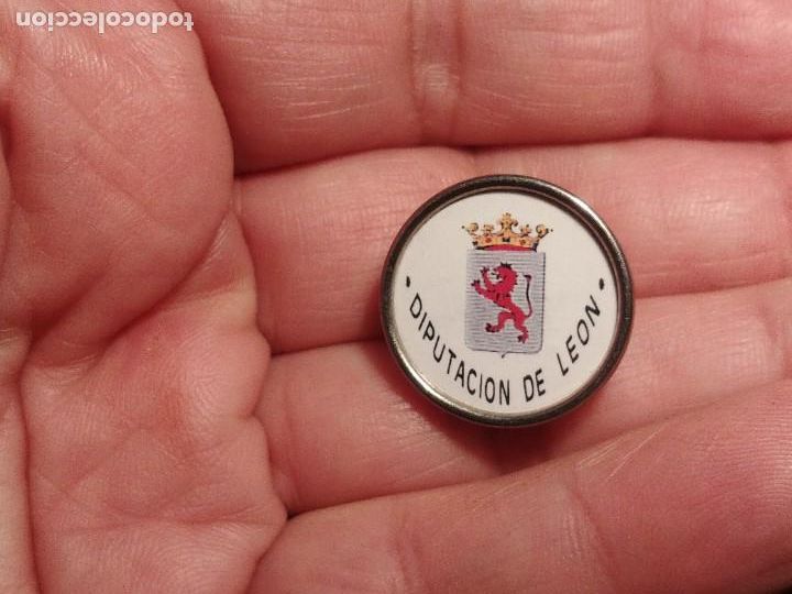 Pins de colecci&oacute;n: PIN DE OJAL: DIPUTACION DE LEON