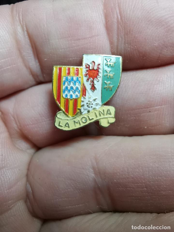 Pins de colecci&oacute;n: ANTIGUA INSIGNIA MONTA&Ntilde;A-ALPINISMO-SKY-ESQUI---PIRINEOS ESPA&Ntilde;A---LA MOLINA- GIRONA