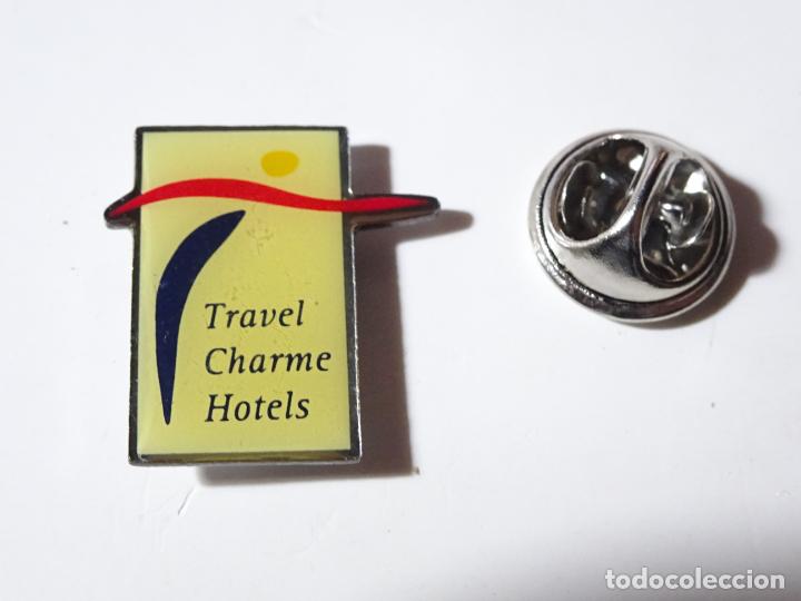 Pins e Spille di collezione: PIN DE TURISMO. HOTELES CADENA HOTELERA TRAVEL CHARME