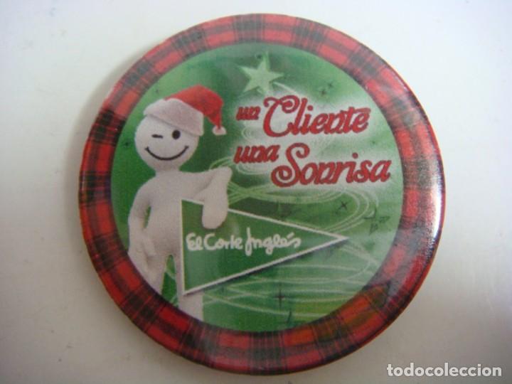 Pins de colecci&oacute;n: CHAPA DEL CORTE INGLES UN CLIENTE UNA SONRISA-CAJ-N&ordm;15-BOL 3