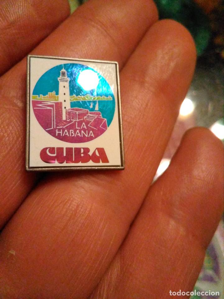 Pins de colecci&oacute;n: INSIGNIA SOUVENIRS CUBA LA HABANA , TONO ESPEJO