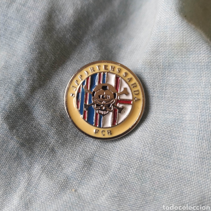 Pins de colecci&oacute;n: PIN FC Barcelona hooligans fan club supporters Sarda calavera FC B