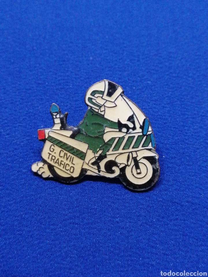 Pins e Spille di collezione: PIN GUARDIA CIVIL DE TR&Aacute;FICO MOTO