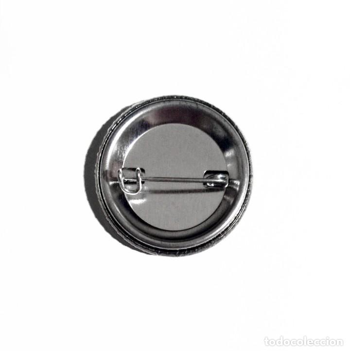 Pins de colecci&oacute;n: ILLUMINATI - CHAPA 31mm (CON IMPERDIBLE) - Foto 2
