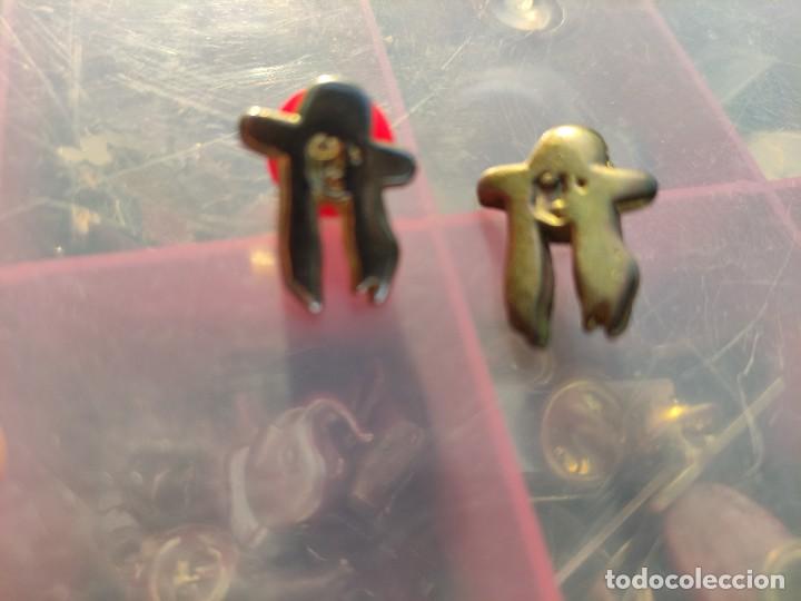 Pins de colecci&oacute;n: 2 pins discoteca Penelope