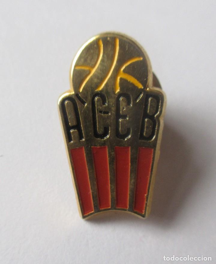 Pins de colecci&oacute;n: Pin's de Basket A.E.E.B