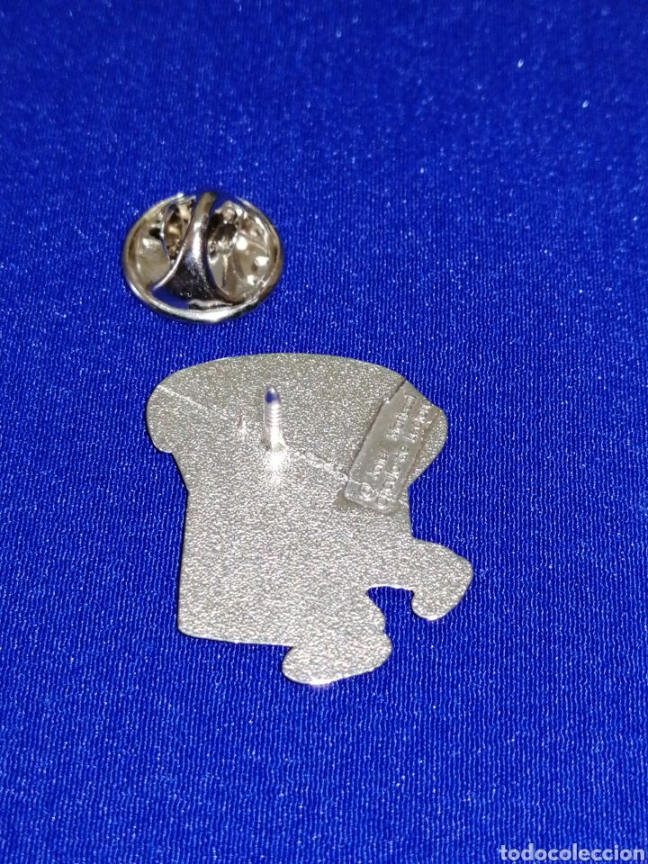 Pins de colecci&oacute;n: PIN MARISCAL C&Iacute;RCULO DE LECTORES - Foto 2