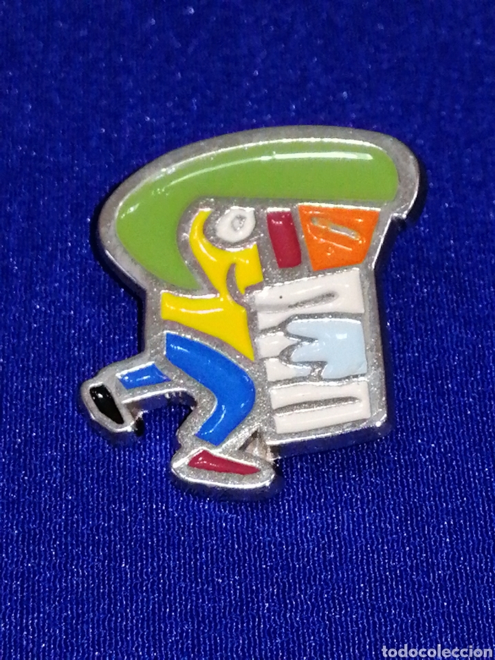 Pins de colecci&oacute;n: PIN MARISCAL C&Iacute;RCULO DE LECTORES - Foto 1