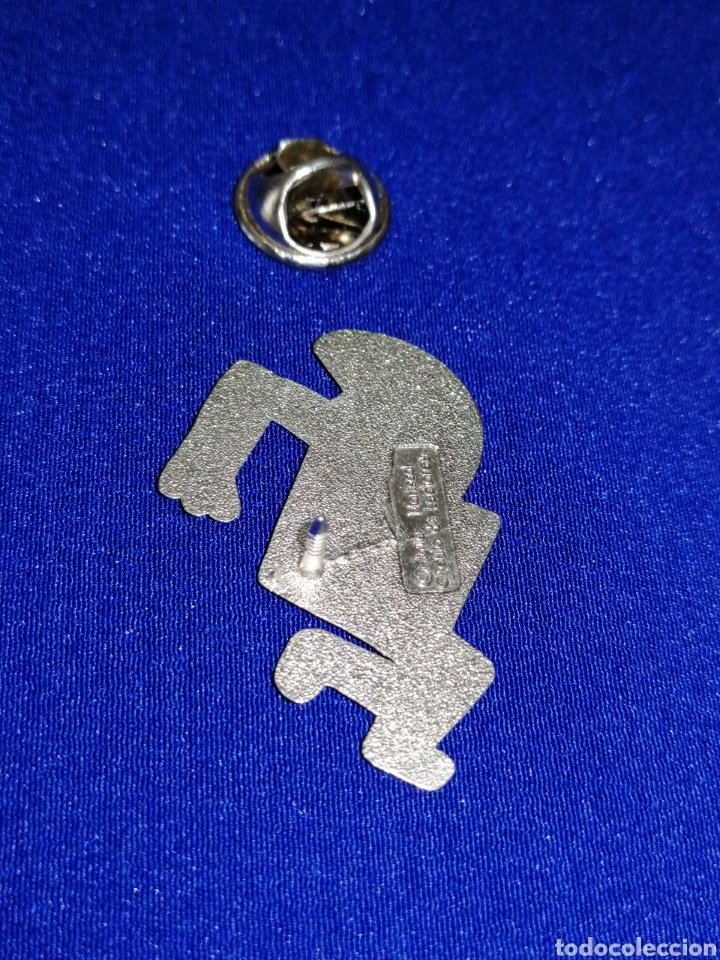 Pins de colecci&oacute;n: PIN MARISCAL C&Iacute;RCULO DE LECTORES - Foto 2