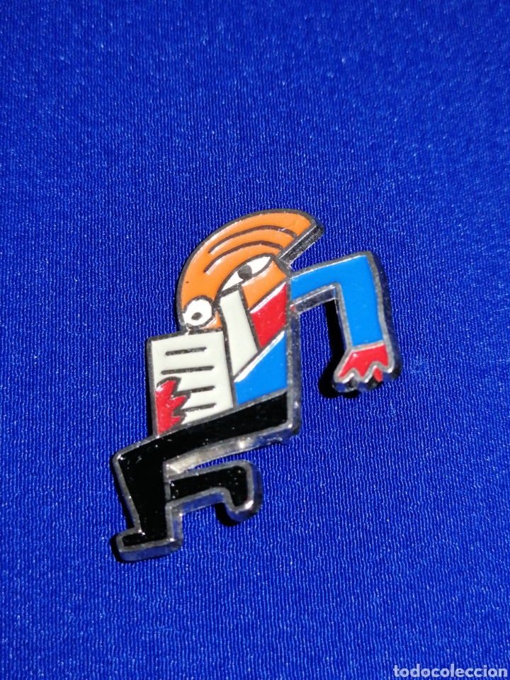 Pins de colecci&oacute;n: PIN MARISCAL C&Iacute;RCULO DE LECTORES - Foto 1