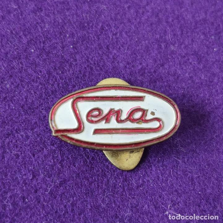 Pins e Spille di collezione: INSIGNIA PUBLICITARIA DE OJAL. SENA PIENSOS. PIN PINS. A&Ntilde;OS 50-60.
