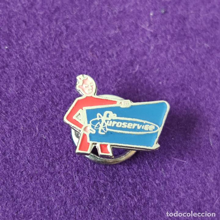Pins de colecci&oacute;n: INSIGNIA PUBLICITARIA DE OJAL. EUROSERVICE. ASISTENCIA RUTON, PHILIPS. ASKAR. PIN PINS. A&Ntilde;OS 50-60.